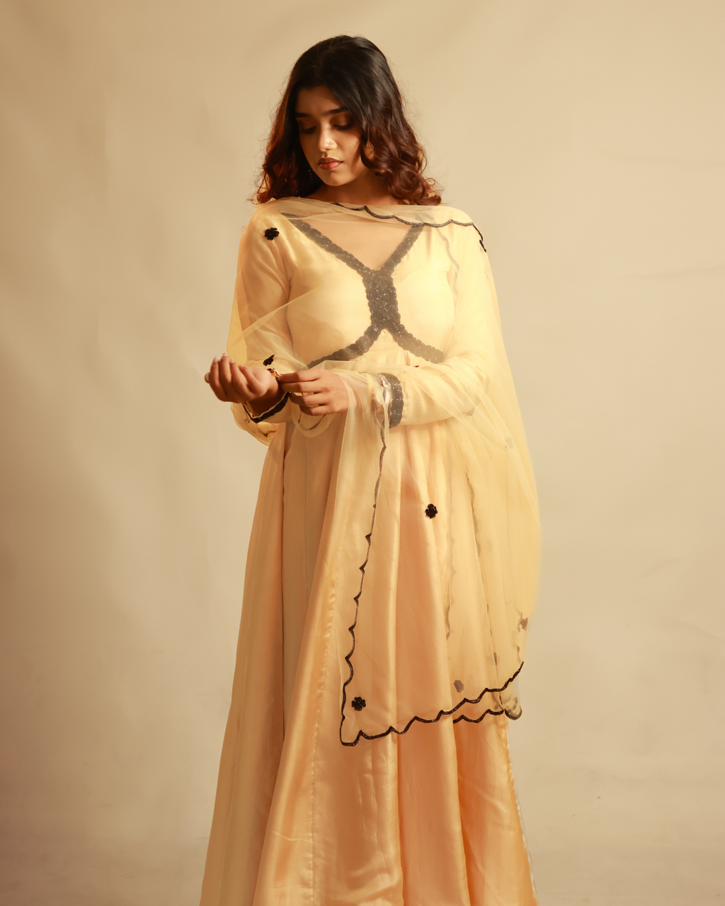 Kachdana Peach Cahrm Suit