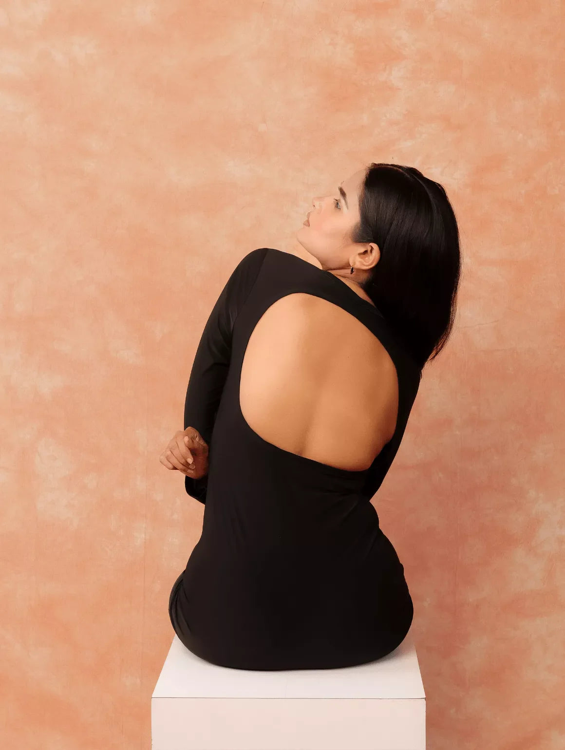Black - Backless Halter Bodycone Dress