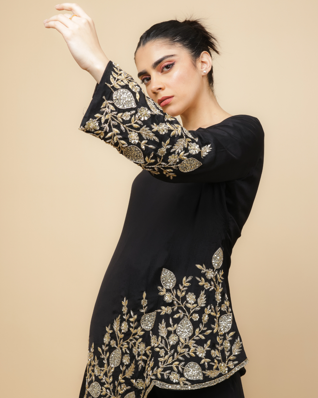 Zehra One-Shoulder Set